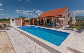 3 Bedroom Beautiful Home In Kaocine - Miljevci